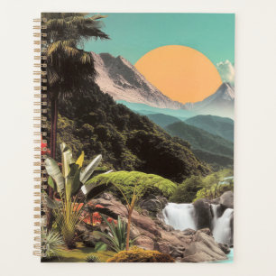 Vallée Tropicale Surréelle Avec Cascades