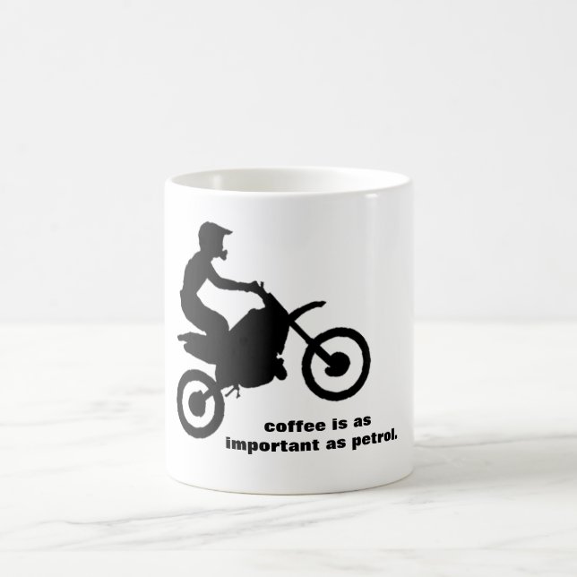 Vélo classique de saleté de tasse de café blanc (Centre)