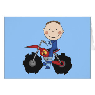 Vélo de saleté emballant des T-shirts et des