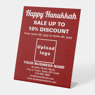 Vente de Hanukkah d'affaires sur un panneau sur pi