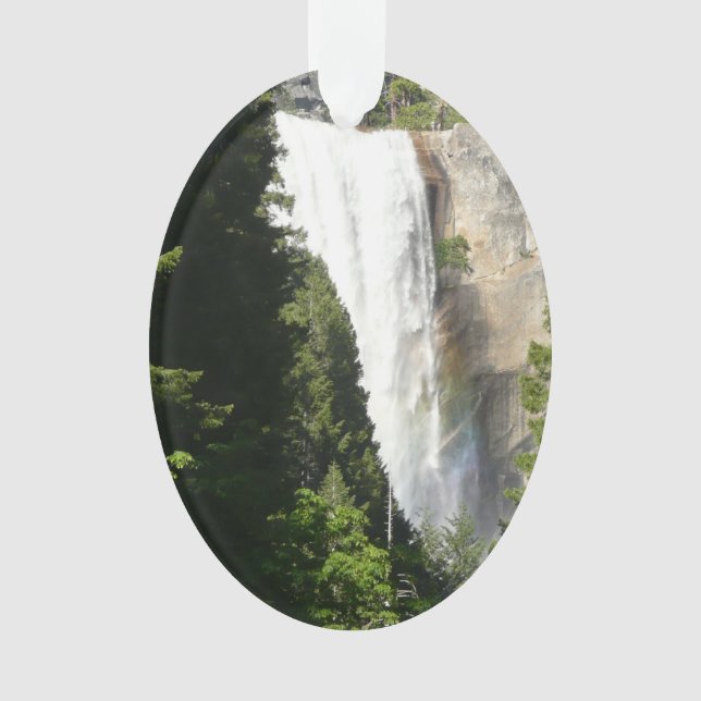 Vernal Falls II dans le Parc national de Yosemite (devant)