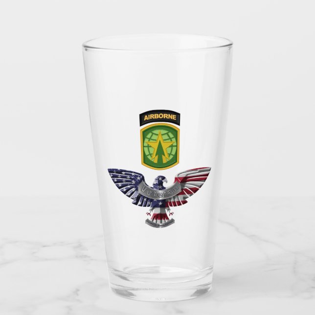 Verre 16e brigade de police militaire Aigle aéroporté (Devant)