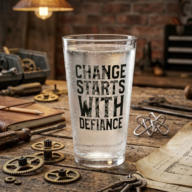 Verre à bière Change Starts With Defiance (Créateur téléchargé)