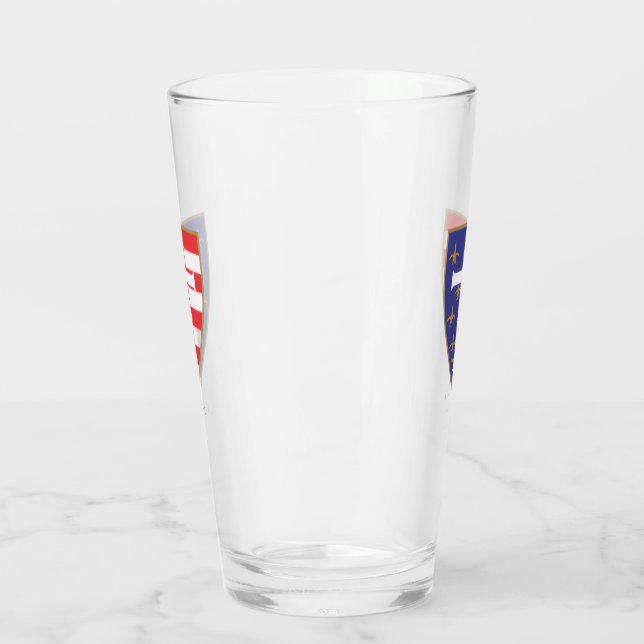 Verre à bière de l'Ordre de Saint-George (Gauche)