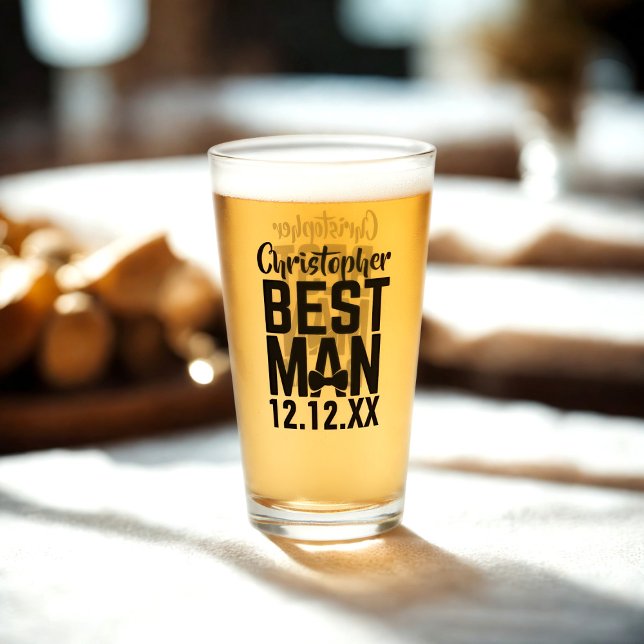 Verre à pied pour témoin de mariage (For the Best Man in your wedding party. Just add his name and your wedding date)