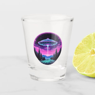 Verre A Shot Alien vaisseau spatial rétro futuriste