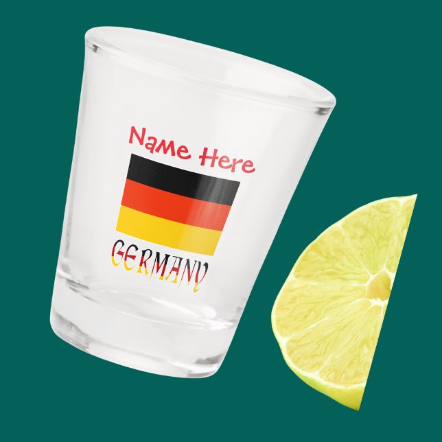 Verre A Shot Allemagne Drapeau Allemand Rouge Personnalisé (Shot glass has German Flag and word GERMANY below in flag colors. Add name in red text above.)