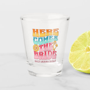 Verre A Shot Bachelorette Parti Super Retro Wavy Text Bride