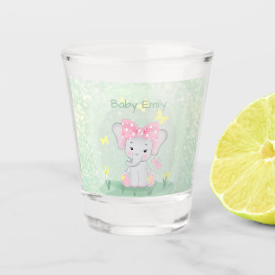 Verre A Shot Beau éléphant avec un arc rose dans une clairière