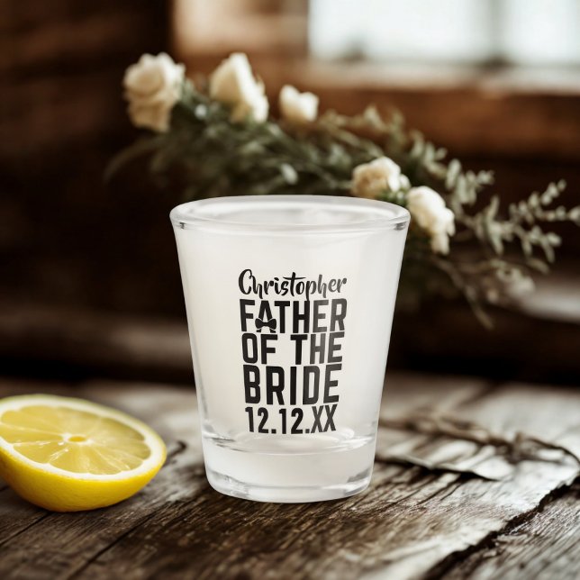 Verre A Shot Cadeau de mariage pour le père de la mariée - Verr (Perfect shot glass for the Father of the Bride. Just add his name and your wedding date)