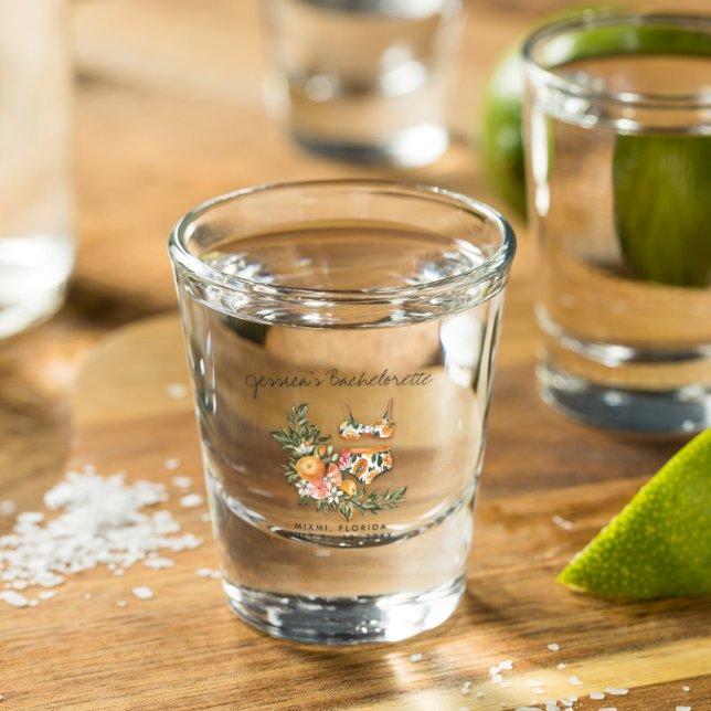 Verre A Shot Cadeau personnalisé pour une fête de Bachelorette (Créateur téléchargé)