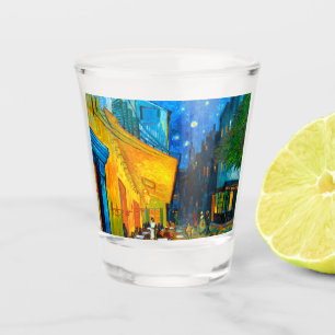 Verre A Shot Café Van Gogh Terrasse en soirée