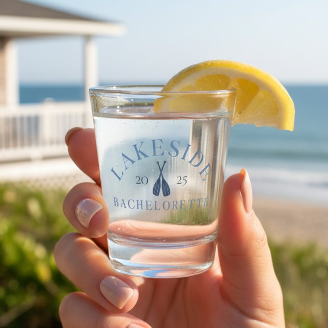 Verre A Shot Classic Lake Bachelorette Girls Week-end (Kick back at the lake with this coastal Classic Lake Bachelorette Girls Weekend Shot Glass!)