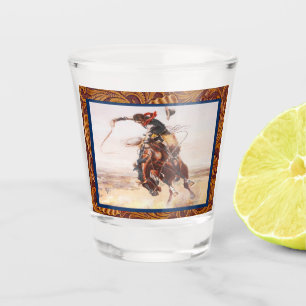 Verre A Shot Cowboy occidental sur le cheval s'opposant