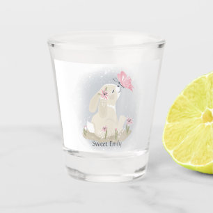 Verre A Shot Cute baby Bunny et butterfly.