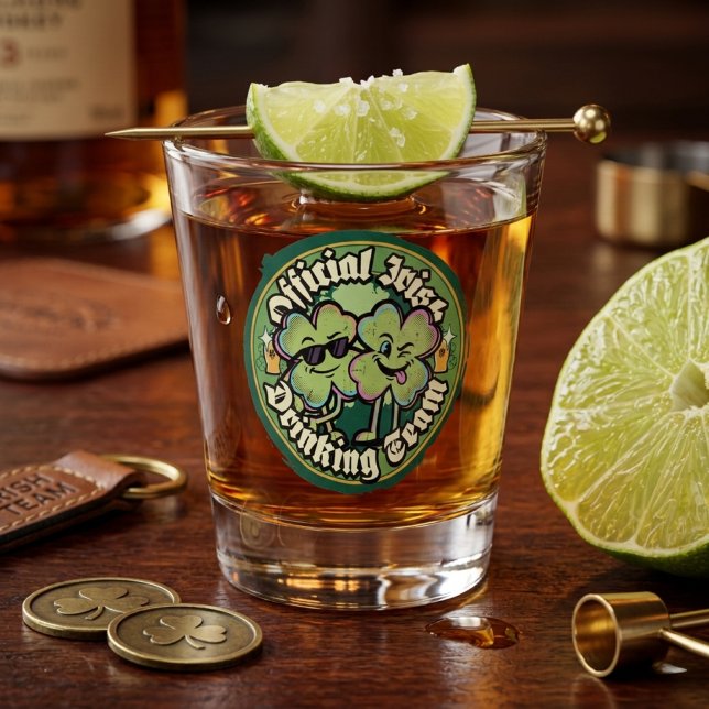 Verre A Shot Drôle d'équipe de boisson irlandaise officielle St (Créateur téléchargé)