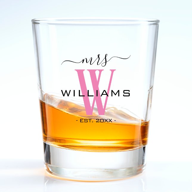 Verre A Shot Épouse rose Monogramme Femme Mme Anniversaire Mari (pink monogram Mrs. shot glass for a wife / bride)