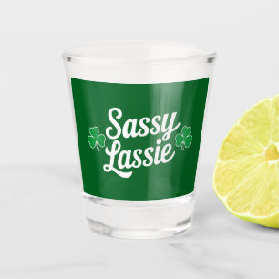Verre A Shot Fête de la Saint-Patrick Sassy Lassie Drôle d'Irla