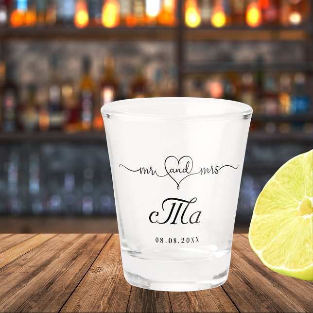 Verre A Shot Fête de mariage monogramme de Mr. mrs nouvellement (Créateur téléchargé)