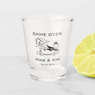 Verre A Shot Jeu au-dessus du mariage