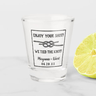 Verre A Shot Le mariage a attaché les noms de couples de