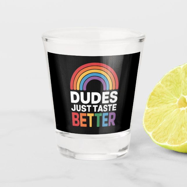 Verre A Shot Les mecs Goûtent Mieux Drôle Gay Rainbow LGBTQ (Devant)