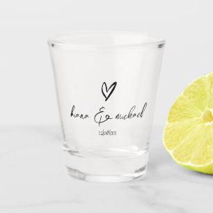 Verre A Shot Love Calligraphy Heart Black B&W ID940