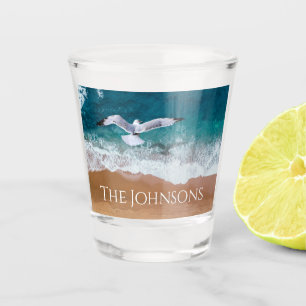 Verre A Shot Mouette au-dessus de la mer