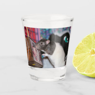Verre A Shot Nosey