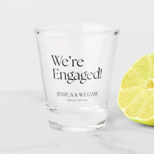 Verre A Shot Nous sommes fiancés Fête de fiançailles moderne