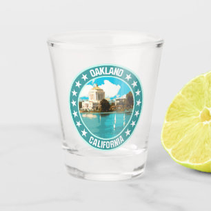 Verre A Shot Oakland