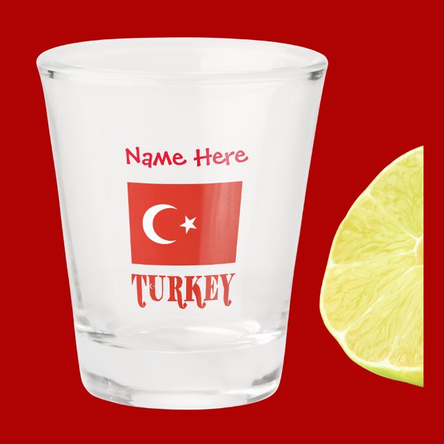 Verre A Shot Personnalisation rouge du drapeau turc (Shot glass with the Turkish flag and the word TURKEY below in red. Add a name above in red letters.)