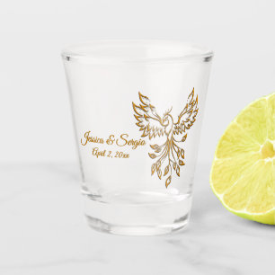Verre A Shot Phoenix de cuivre se lève sur fond noir 
