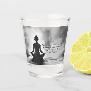 Verre A Shot Professeur de méditation de yoga Pose du lotus Pei