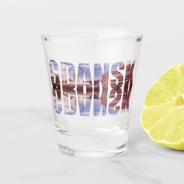 Verre A Shot Texte de Gdansk avec vue sur la vieille ville avec (Devant)