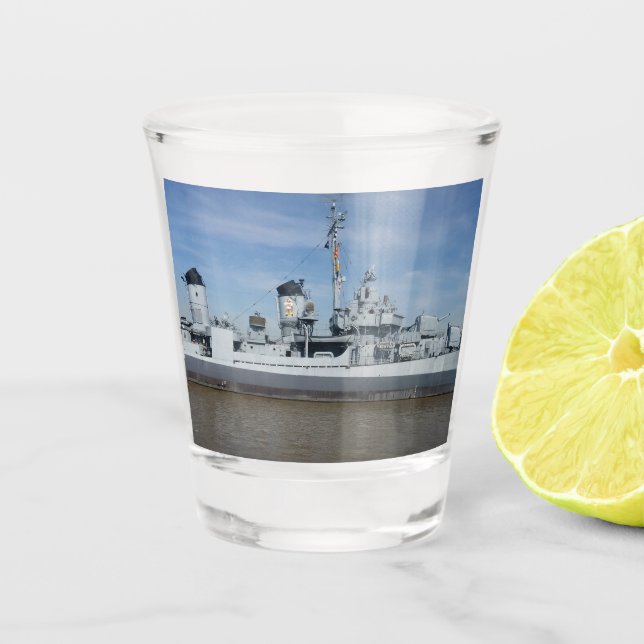 VERRE A SHOT USS KIDD DD 661 (Devant)