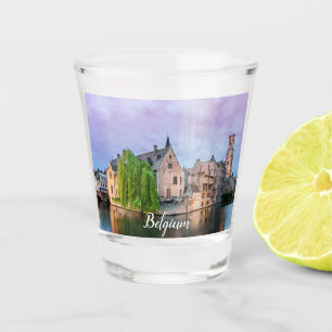Verre A Shot Vieille ville de Bruges et tour du Beffroi
