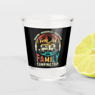 Verre A Shot Voyage de camping en famille créant des souvenirs