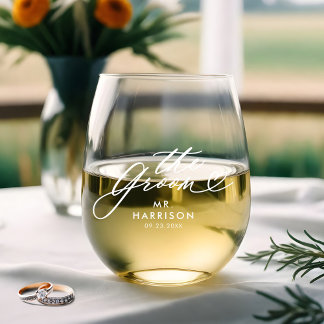 Verre À Vin Sans Pied Groom Elegant Script Grooms Nom Mariage Date