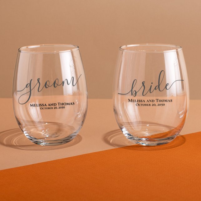 Verre À Vin Sans Pied Script de chambre de mariée mariage personnalisé (Custom wine glasses with Bride and groom Calligraphy script)