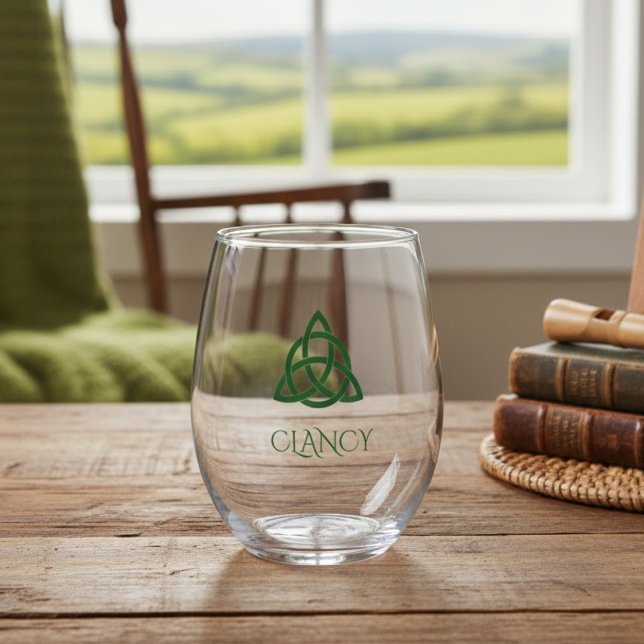 Verre À Vin Sans Pied Vibrant Green Celtic Trinity Knot Family Name (Créateur téléchargé)