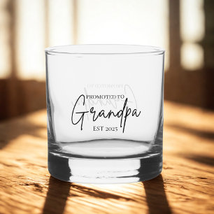 Verre À Whisky Promu à Grand-père EST 2025 Nouveau grand-père