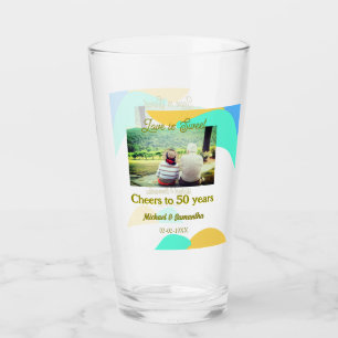 Verre applaudissements à 50 ans l'amour est Sweet rétro