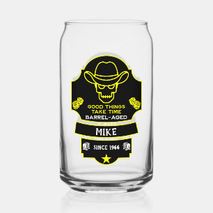 Verre Canette Au-Dessus De La Colline Vieillir