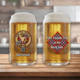 Verre Canette Clan MacFarlane Crest sur Red Tartan