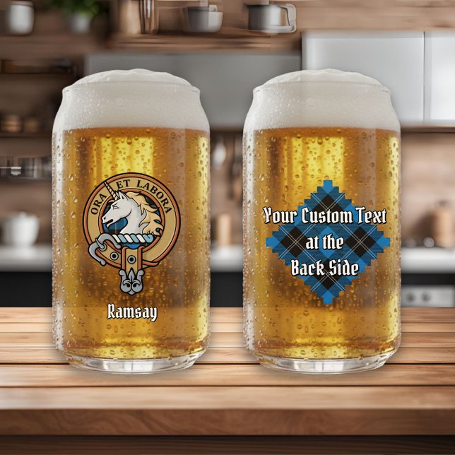 Verre Canette Clan Ramsay Crest sur Blue Hunter Tartan (Créateur téléchargé)