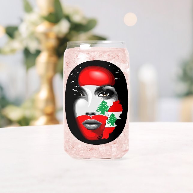 Verre Canette Drapeau et carte du Liban sur le visage de la fill (Insitu (Mariage))