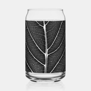 Verre Canette Feuille lumineuse noir et blanc en gros plan
