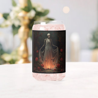Verre Canette Fille squelettique portant une robe de mariée dans