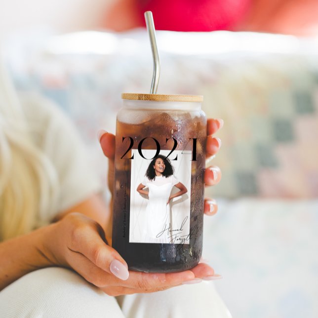 Verre Canette Magazine moderne et élégant | Photo de diplôme (Créateur téléchargé)